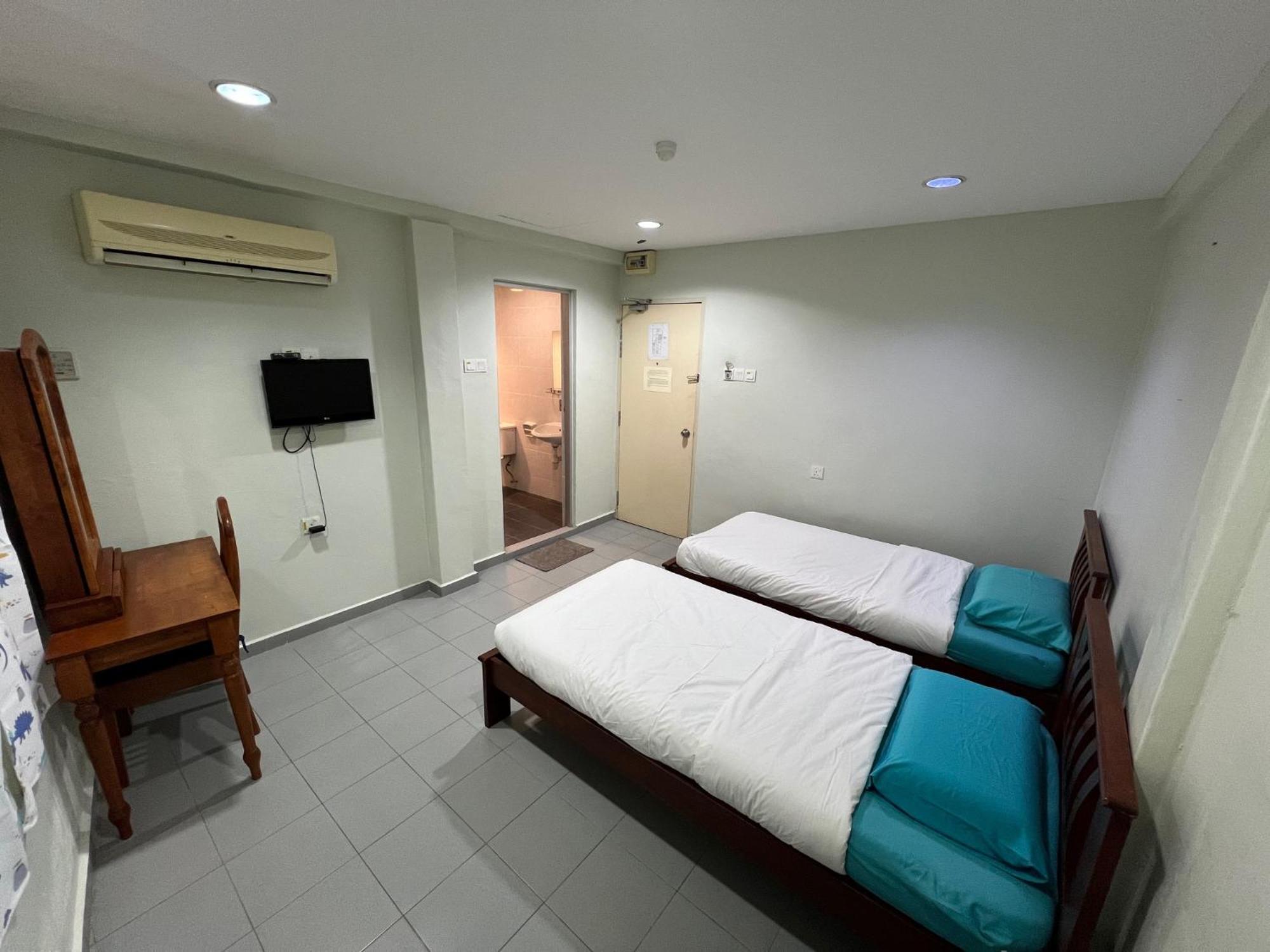 M Straits Hotel Malacca Exteriör bild